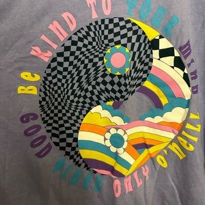 Purple print O’Neil cropped tshirt. Never worn.